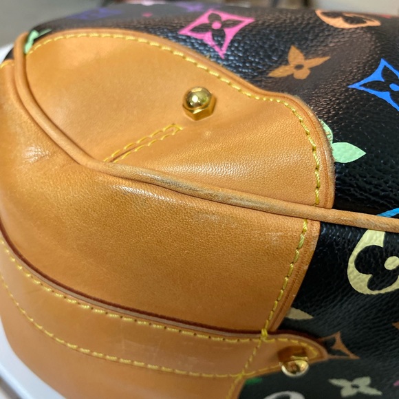 SOLD Authentic Louis Vuitton Greta - Picture 8 of 16